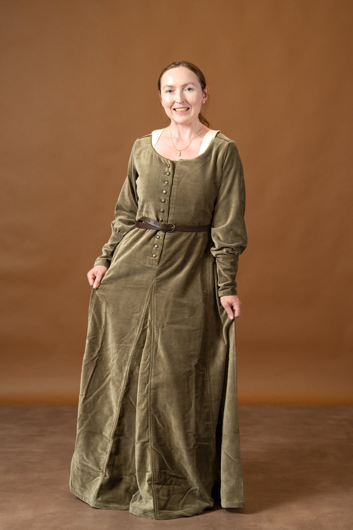 Cotehardie Christina de terciopelo, verde