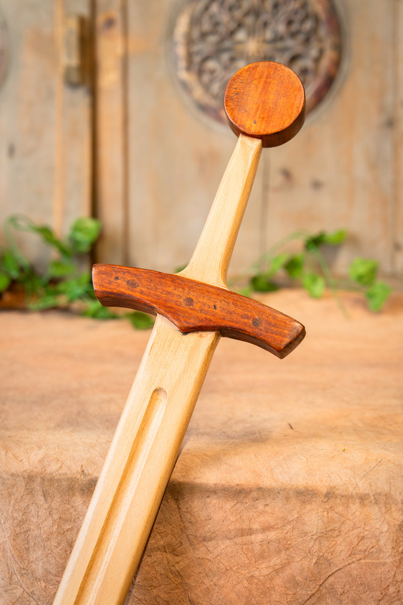 Wooden training sword, single-handed