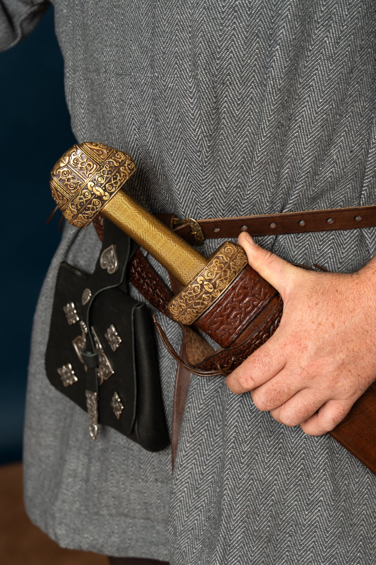 Viking sword Gnezdovo, Petersen D, semi-sharp