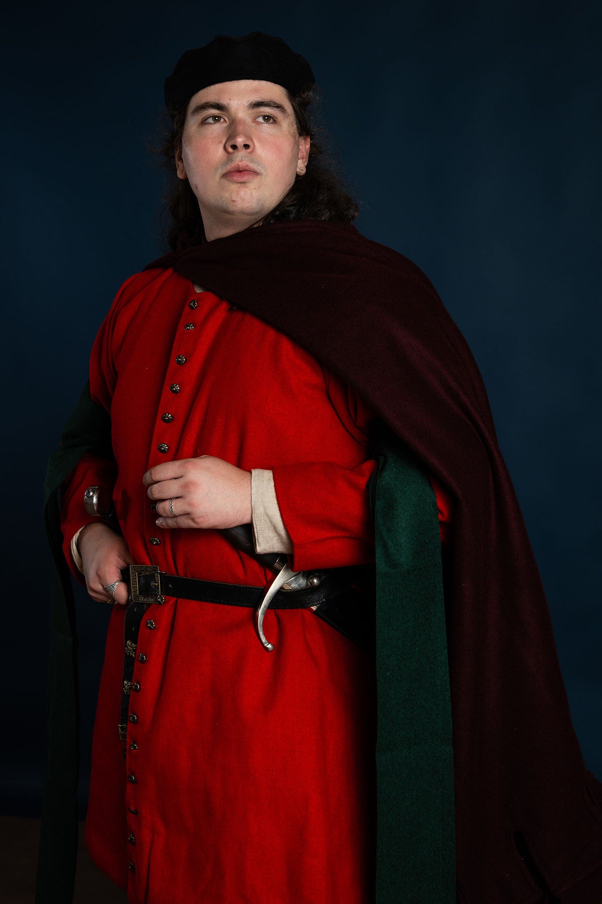 Mantel Bockstenmann, 14. Jahrhundert, Wolle, bordeauxrot