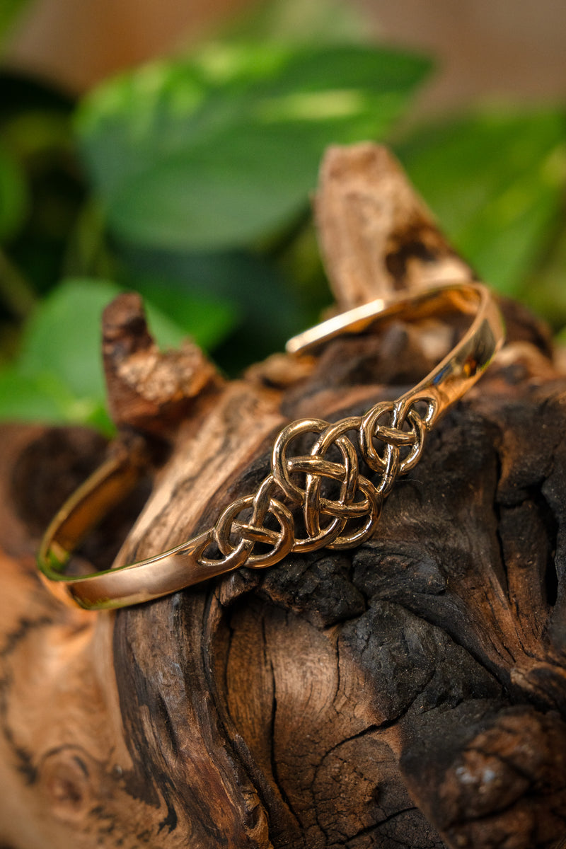 Armreif mit keltischem Knoten, Bronze