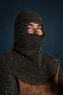 Cofia de malla con ventail triangular, anillas redondas – remaches redondos, 8 mm