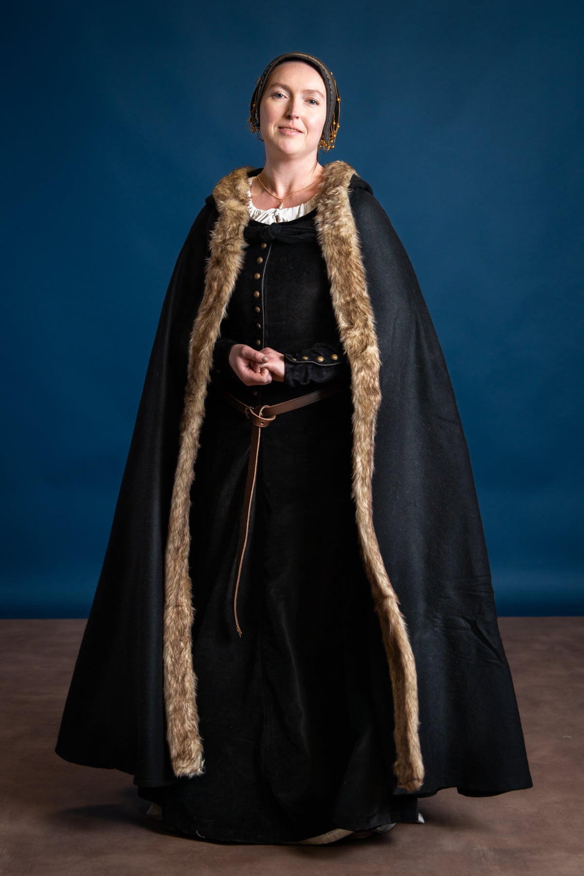 Viking cloak Fjell, black, wool mix