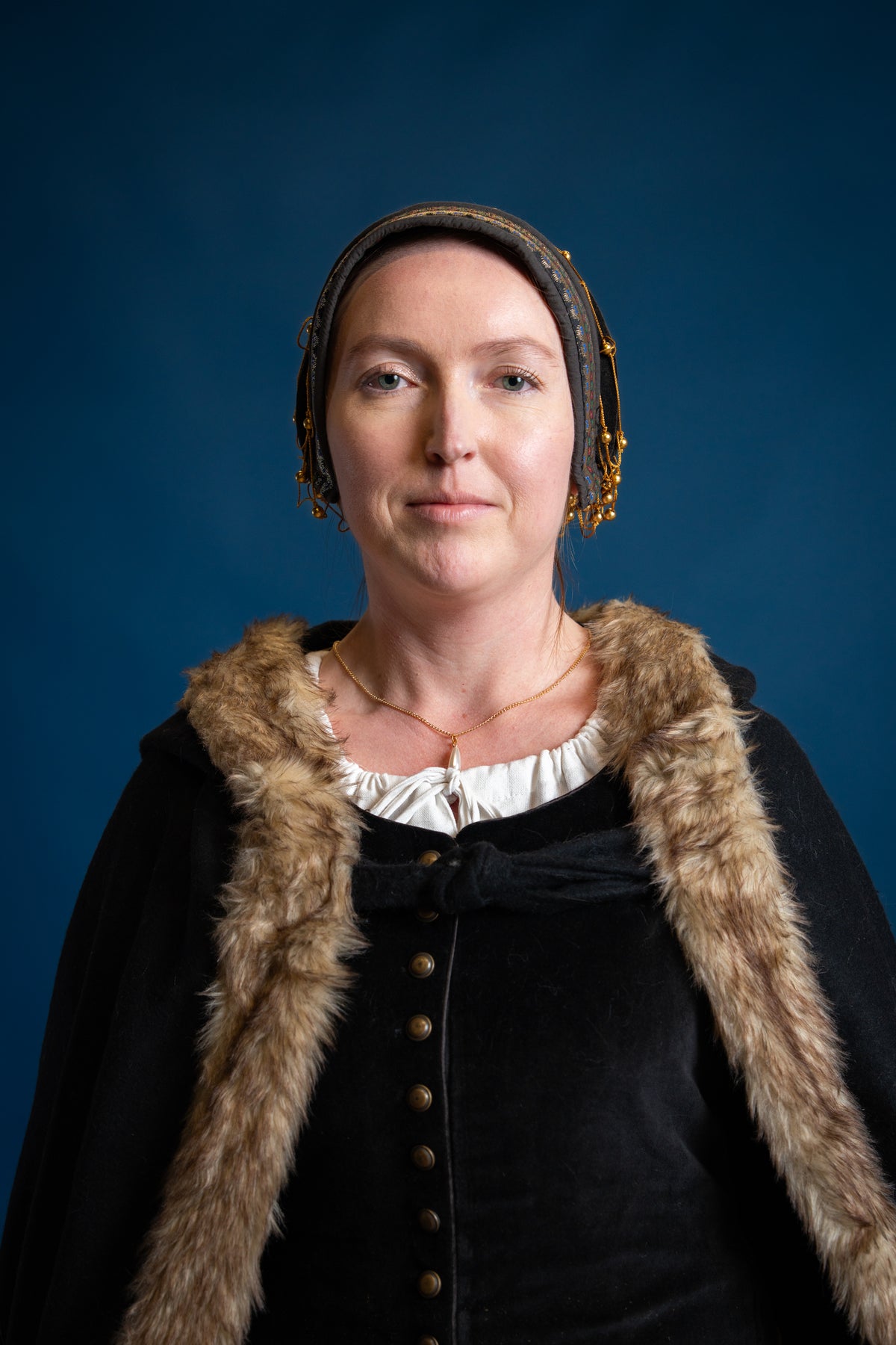 Viking cloak Fjell, black, wool mix