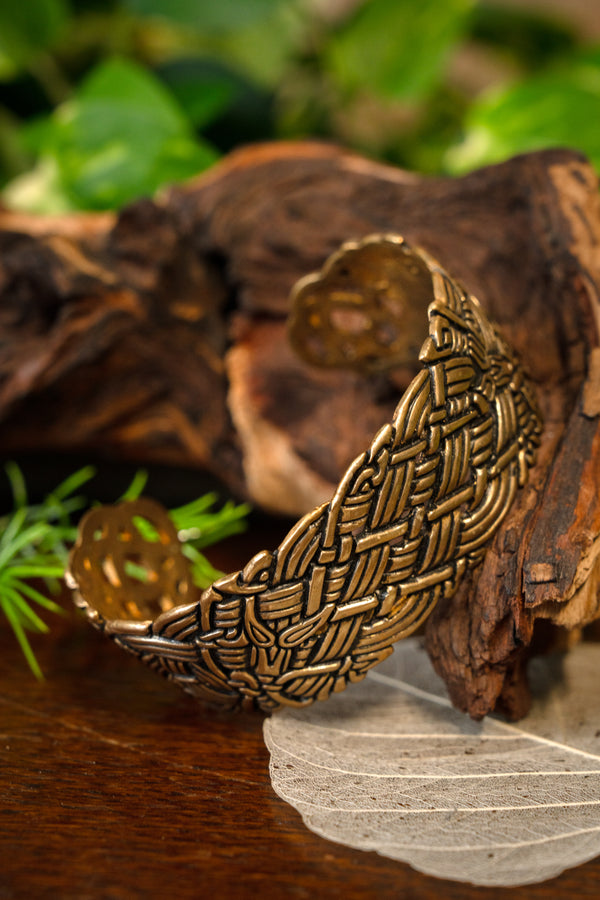 Wide Old Irish bracelet, bronze