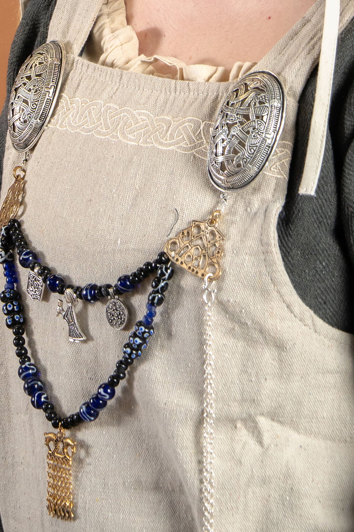 Rozdzielacz biżuterii Rusvik Munsö, brąz