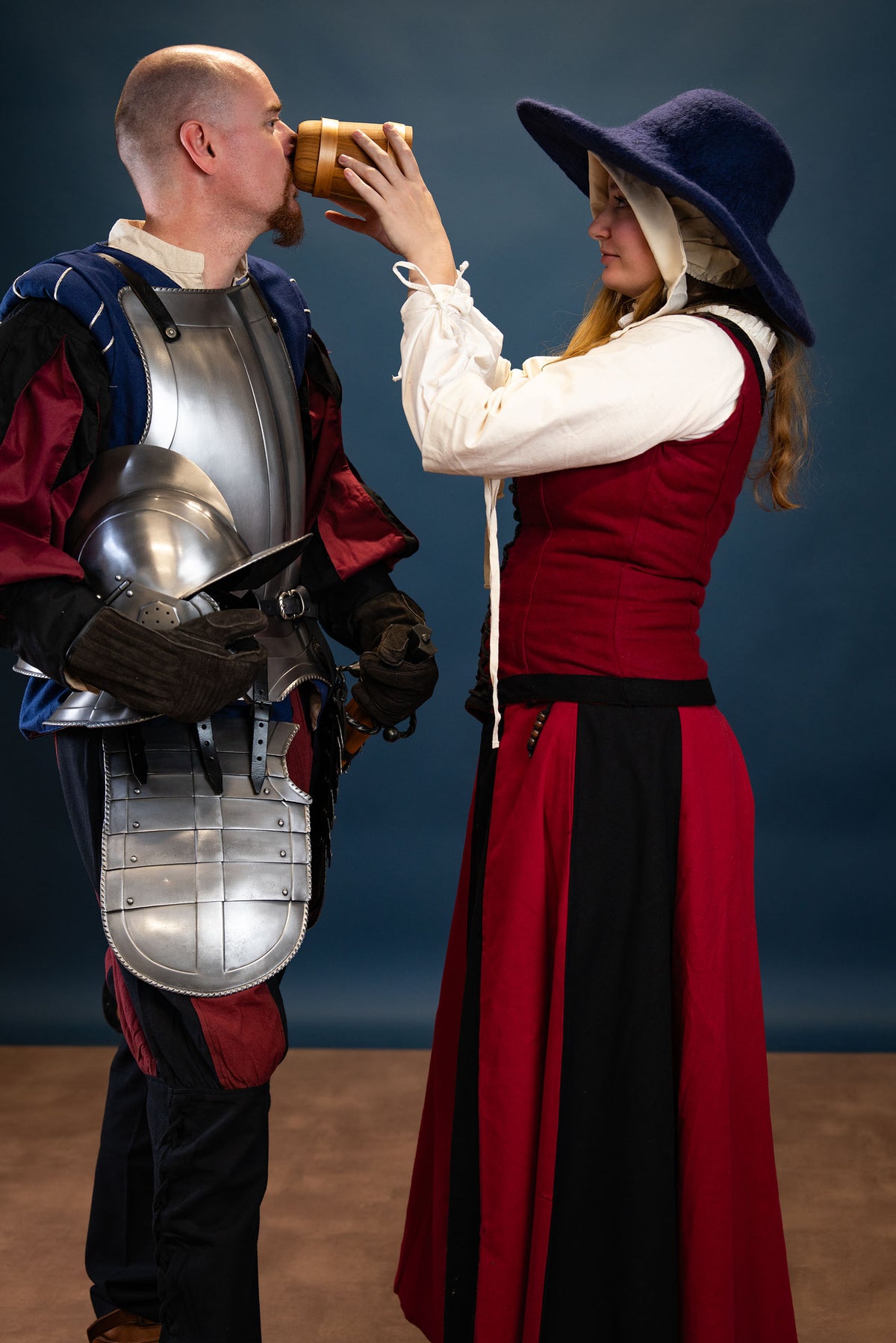 Jupe médiévale Loreena, noir–Rouge