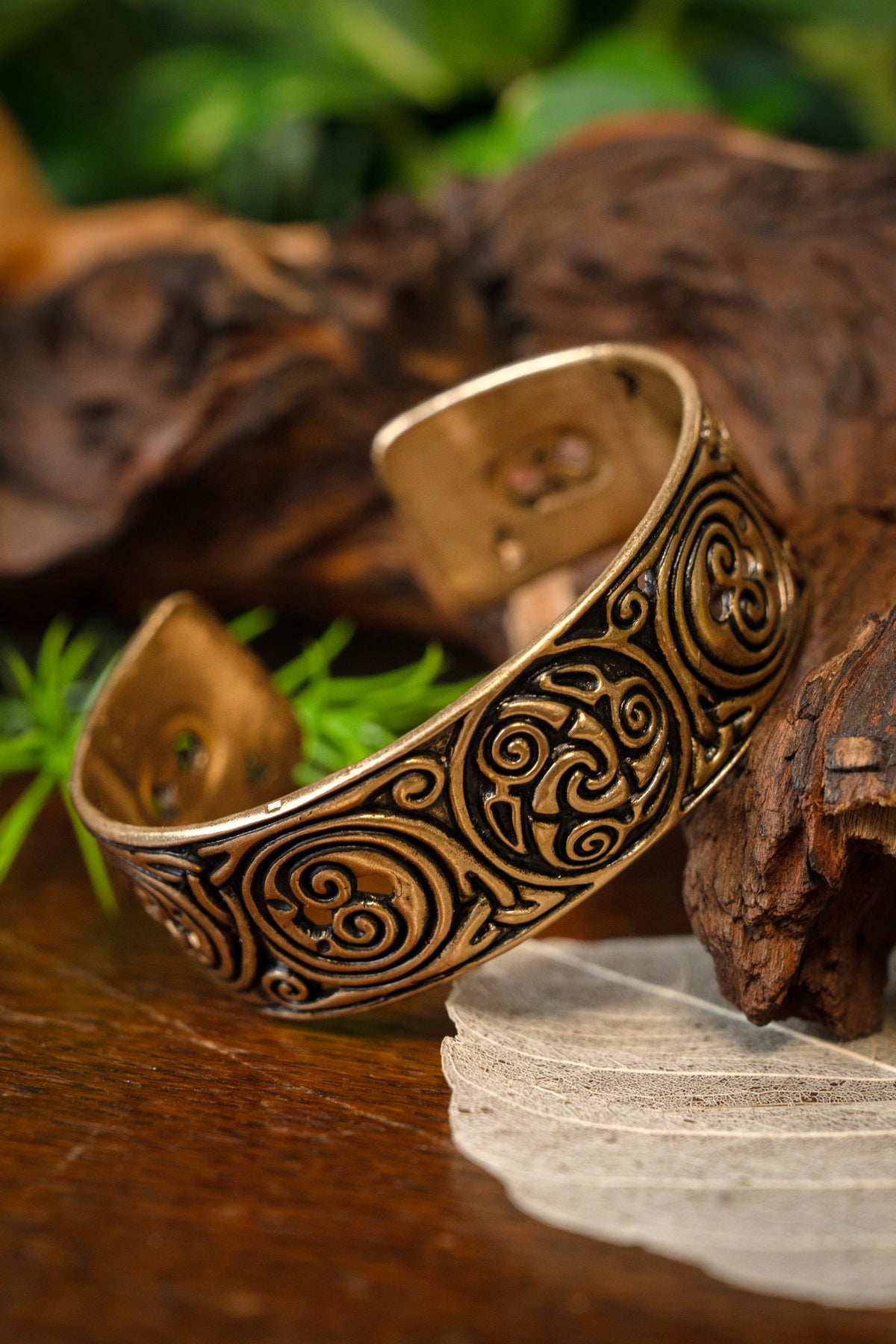 Celtic bracelet triskelion, bronze