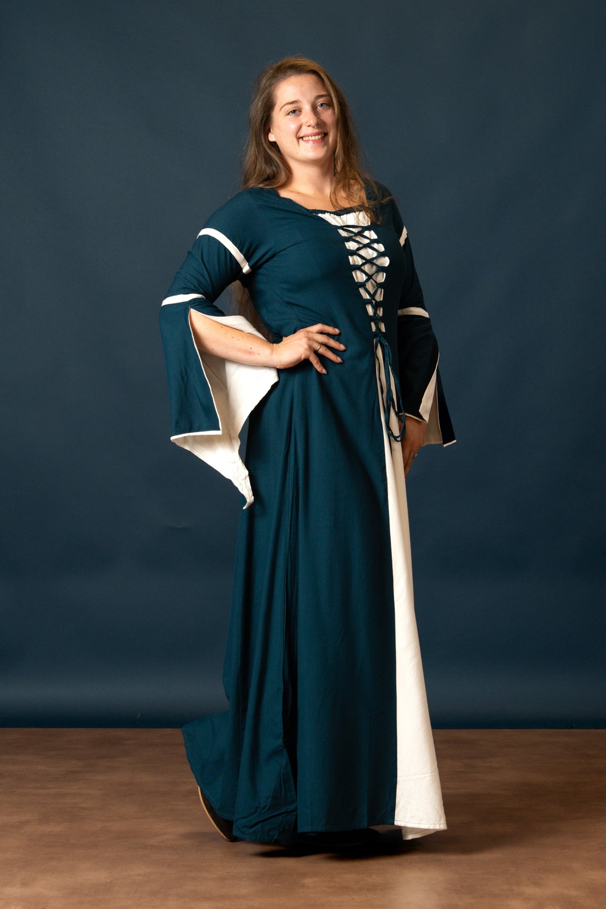 Rochie Eleanora verde-alb