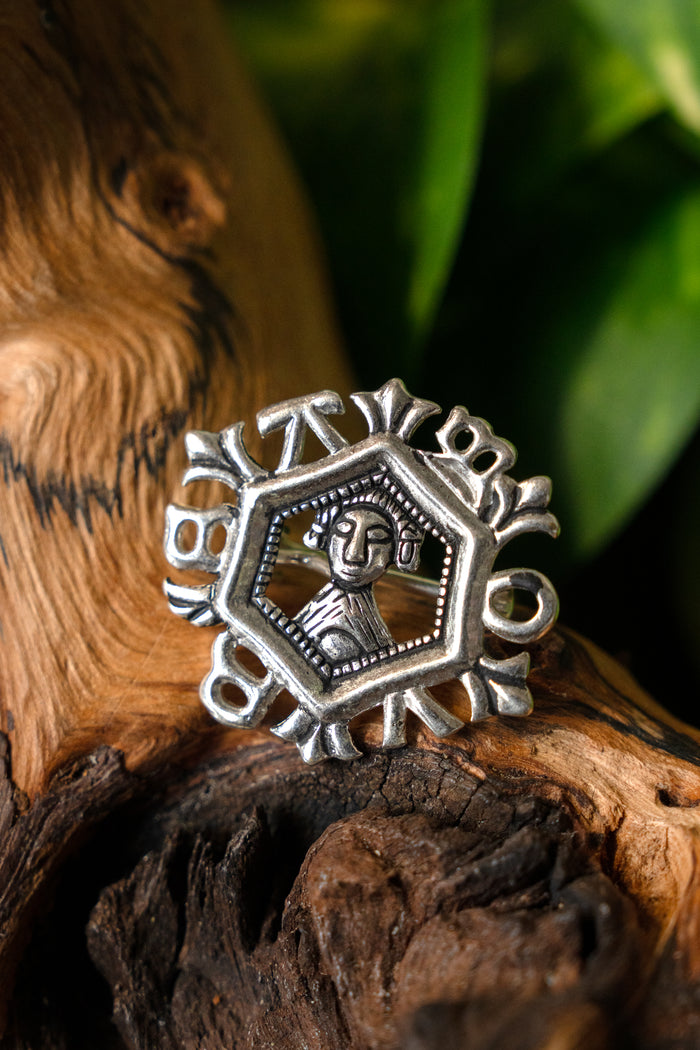 Fibule médiévale des Amours, bronze argenté