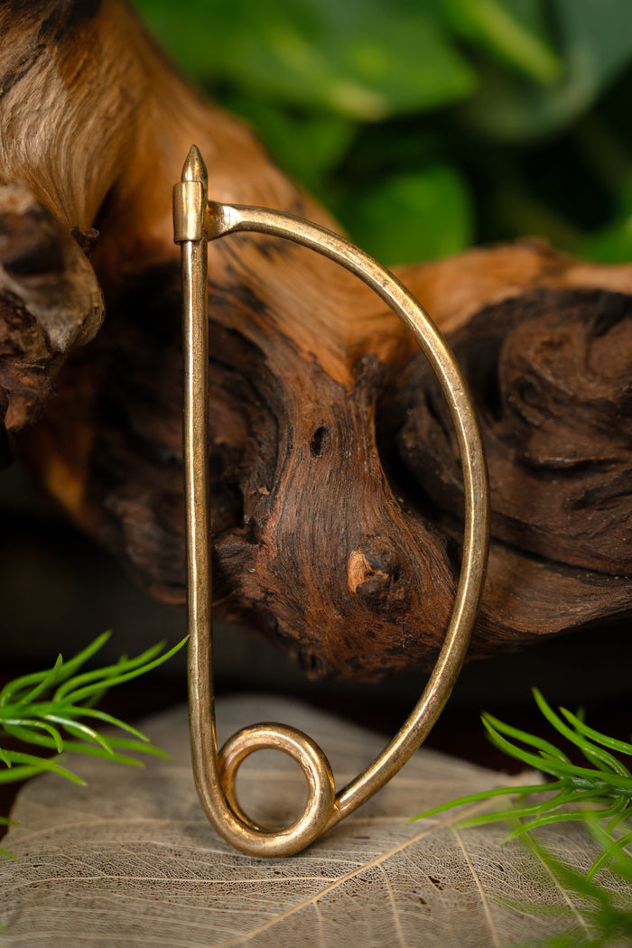 Celtycka fibula łukowa, mosiądz