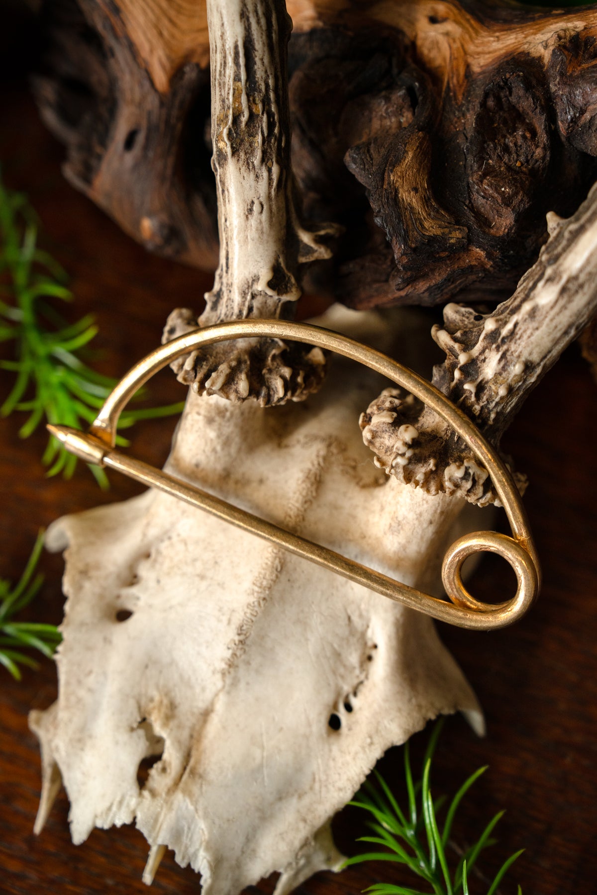 Celtycka fibula łukowa, mosiądz