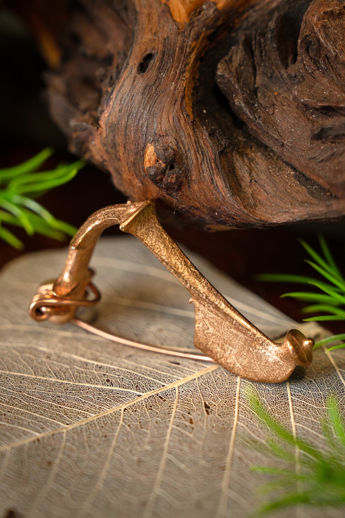 Roman trumpet fibula, 1st-4th century, bronze