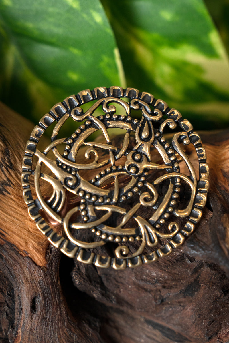 Pitney Brosche, Bronze