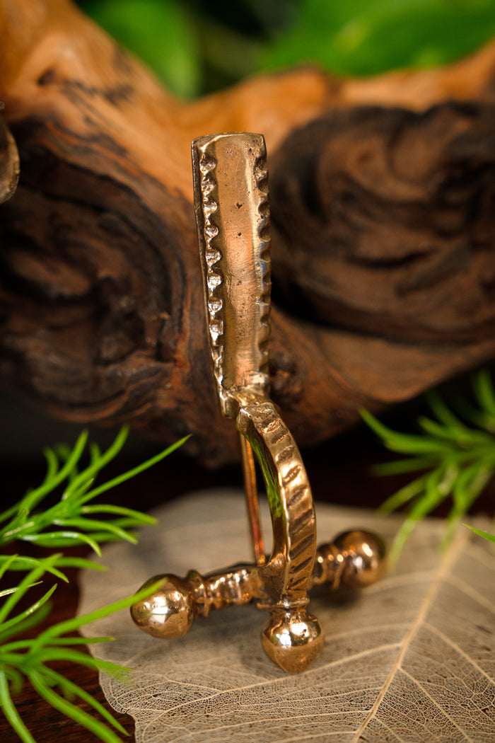 Fibula a balestra romano-germanica, ottone