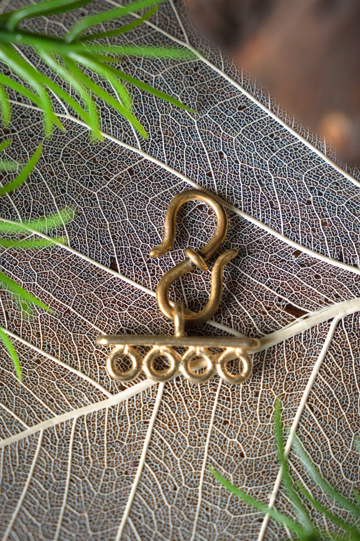 Wikiński rozdzielacz biżuterii, brąz