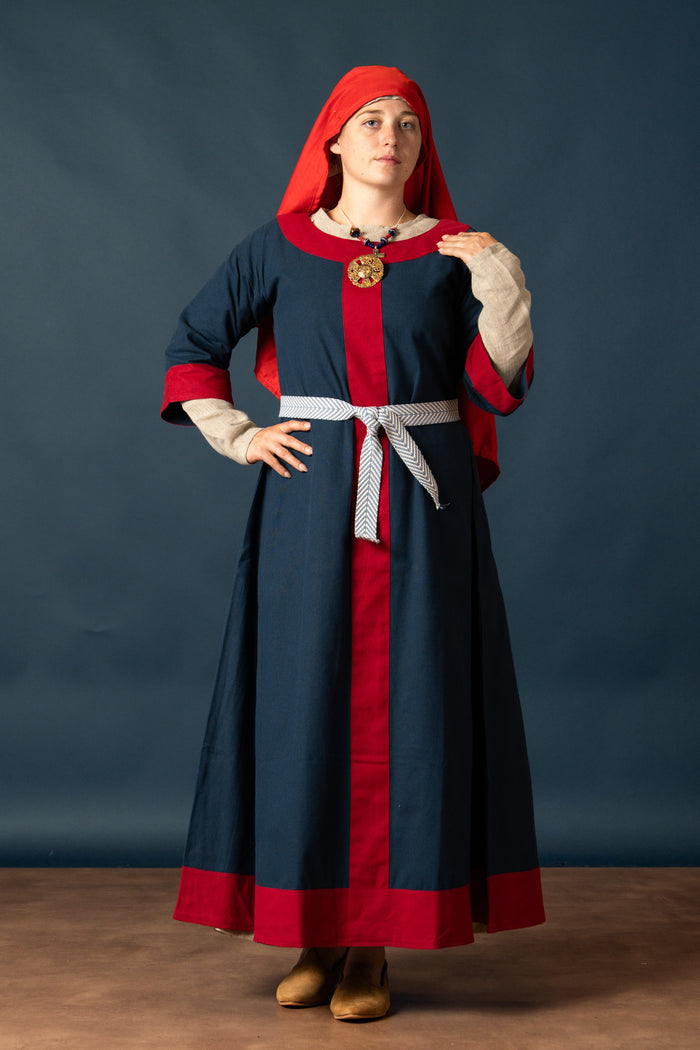 Karolingische jurk Clotilde, dalmatica, blauw-rood