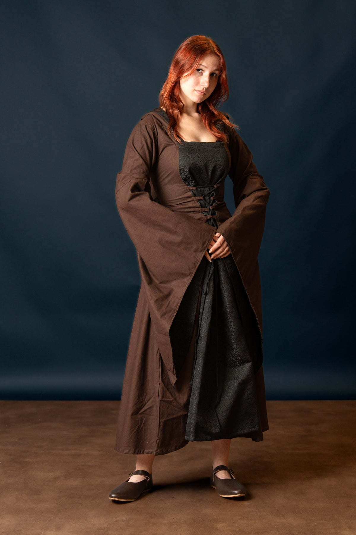 Vestido medieval Ophelia, marrón-negro