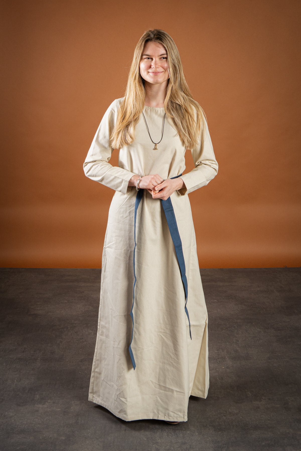 Medieval dress Freya, natural