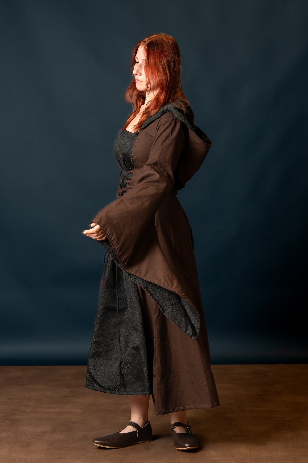 Vestido medieval Ophelia, marrón-negro