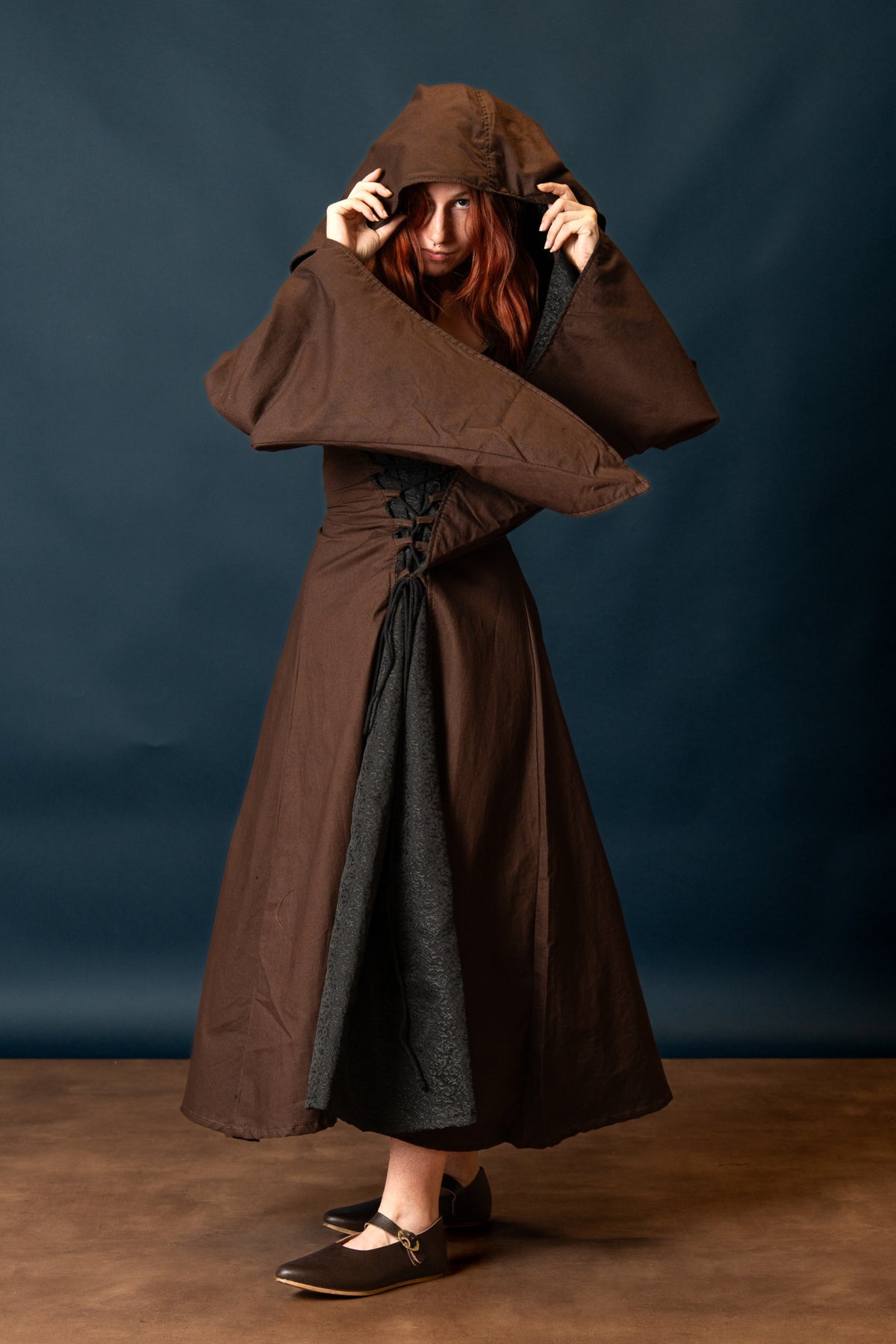 Vestido medieval Ophelia, marrón-negro