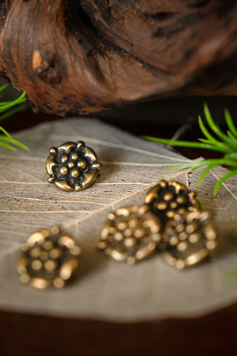 Late medieval buttons with rose, bronze, set of 5 pieces