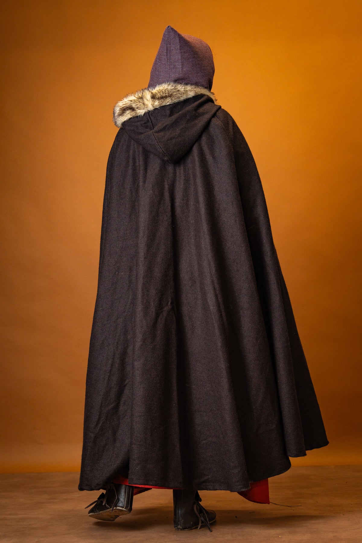 Viking cloak Fjell, brown, wool mix