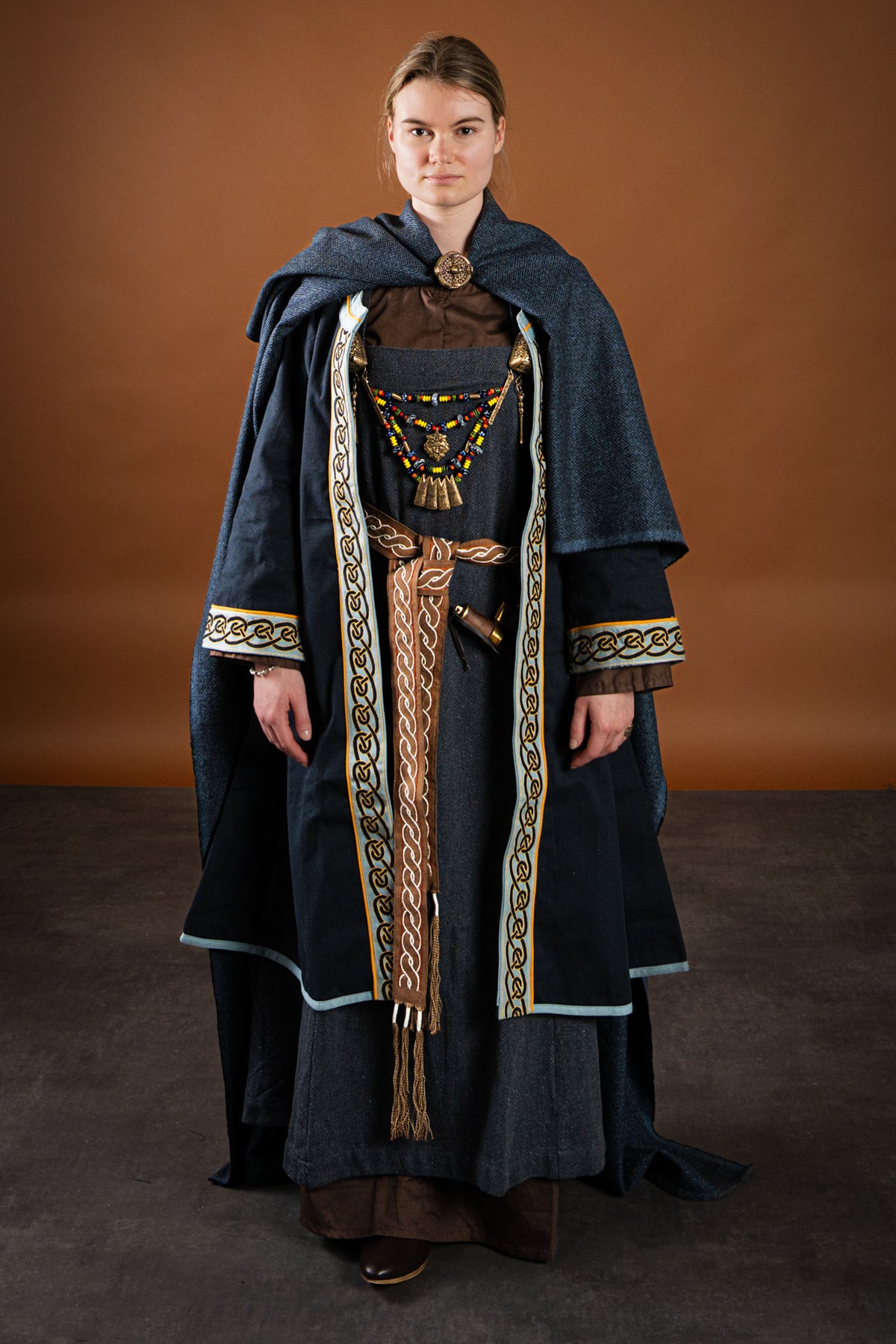 Geborduurde Viking kaftan, blauw