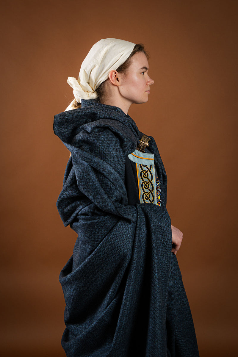 Haftowany wikiński kaftan, niebieski