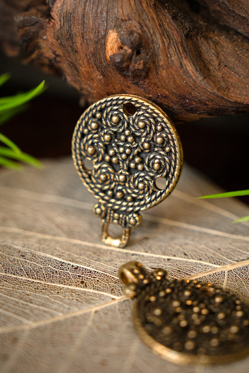 Fermeture de manteau viking Birka, bronze