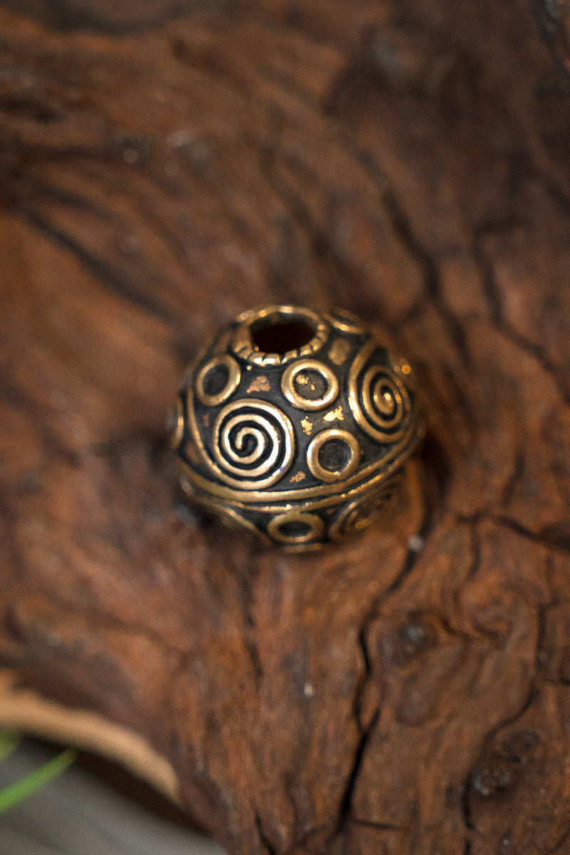 Vikingbaardkraal Birka, brons