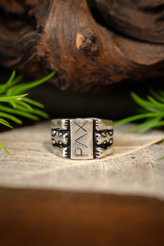 Mittelalterlicher Ring Frieden, versilberte Bronze