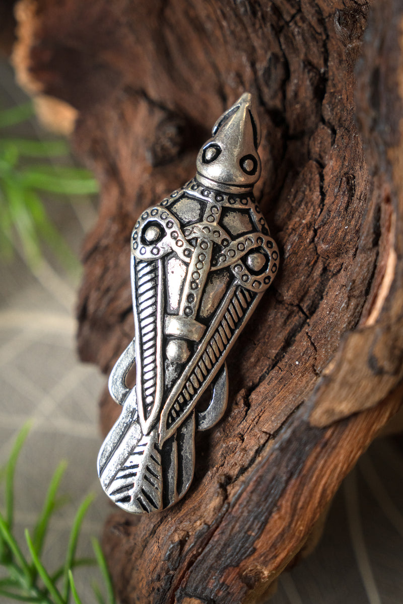 Fibula ptasia Uppåkra, posrebrzany brąz