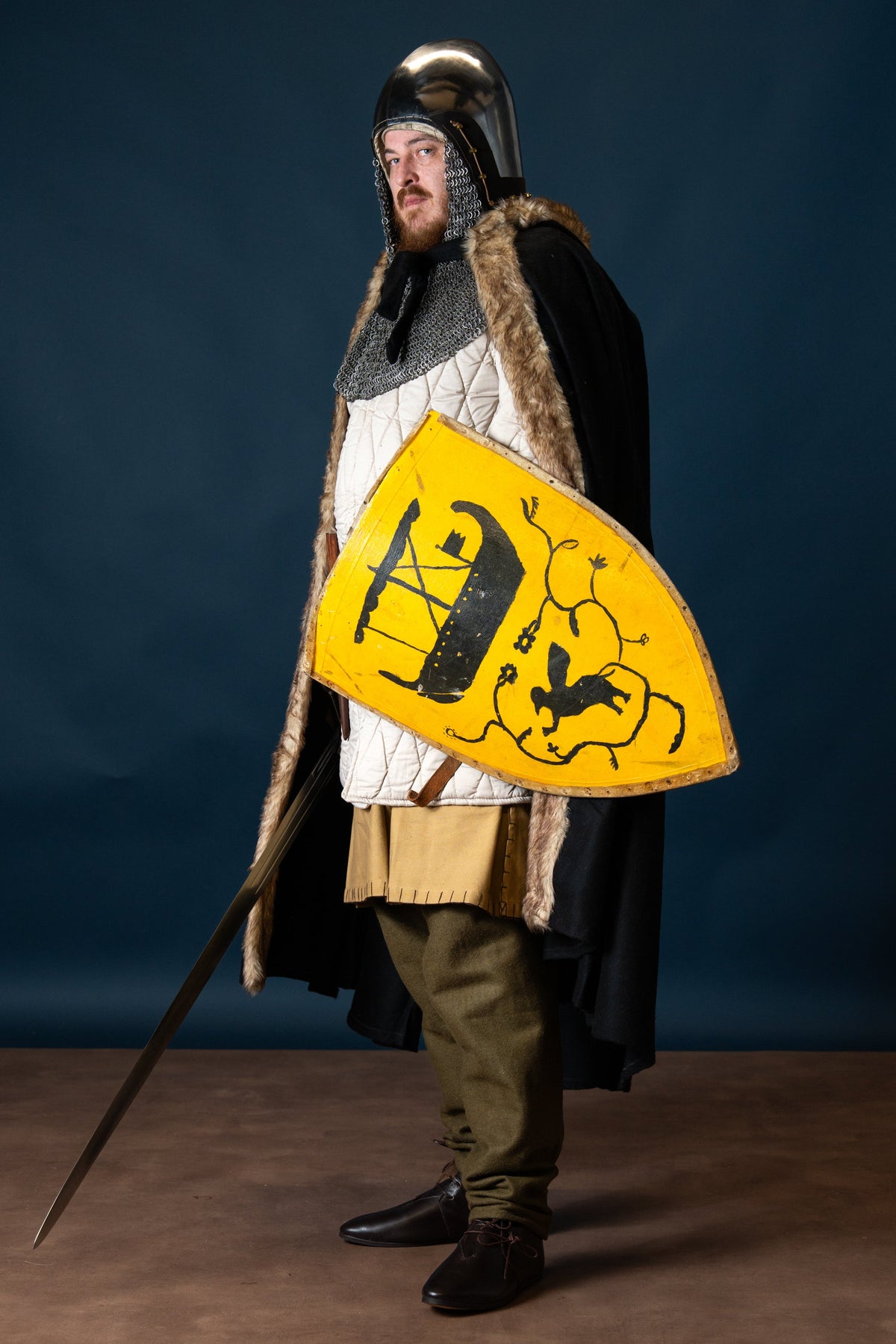 Viking cloak Fjell, black, wool mix