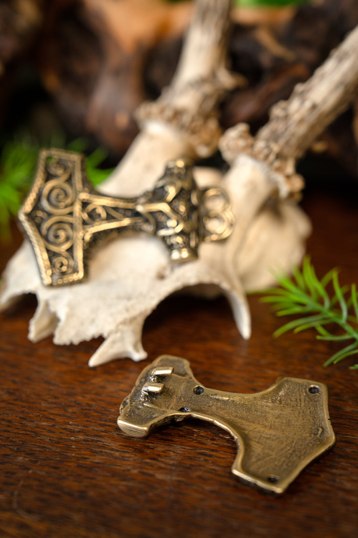 Fermeture de manteau Marteau de Thor, bronze