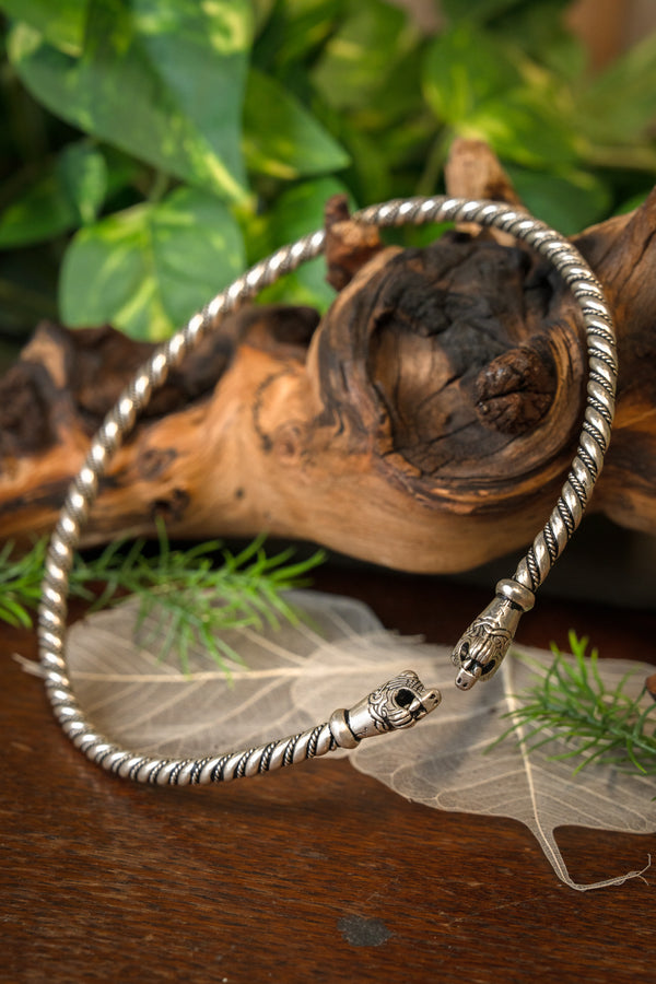 Torc vikingo de Oseberg, bronce plateado