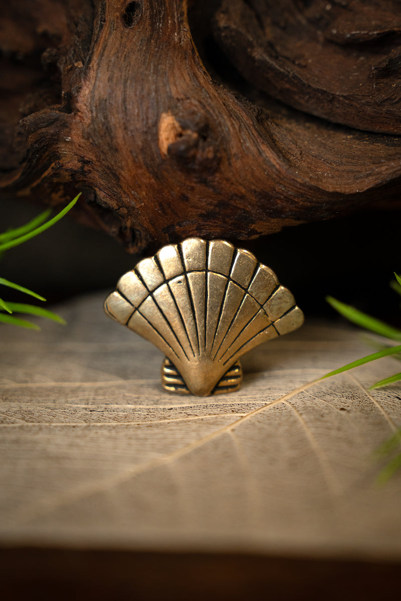 Pilgrim belt fitting