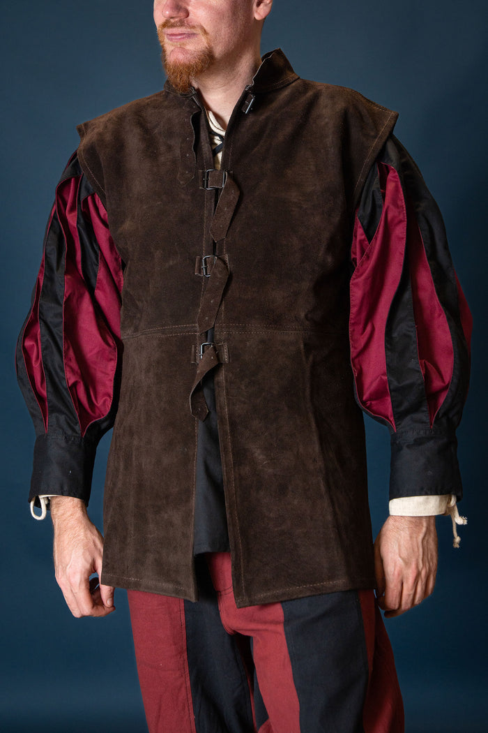 Gilet en cuir Orthello, 16e-17e siècles, brun