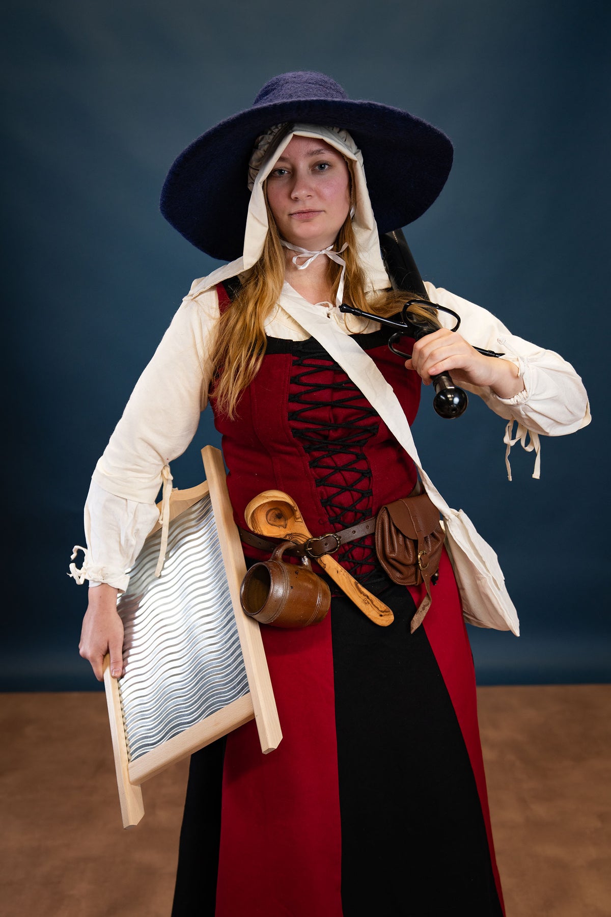 Jupe médiévale Loreena, noir–Rouge