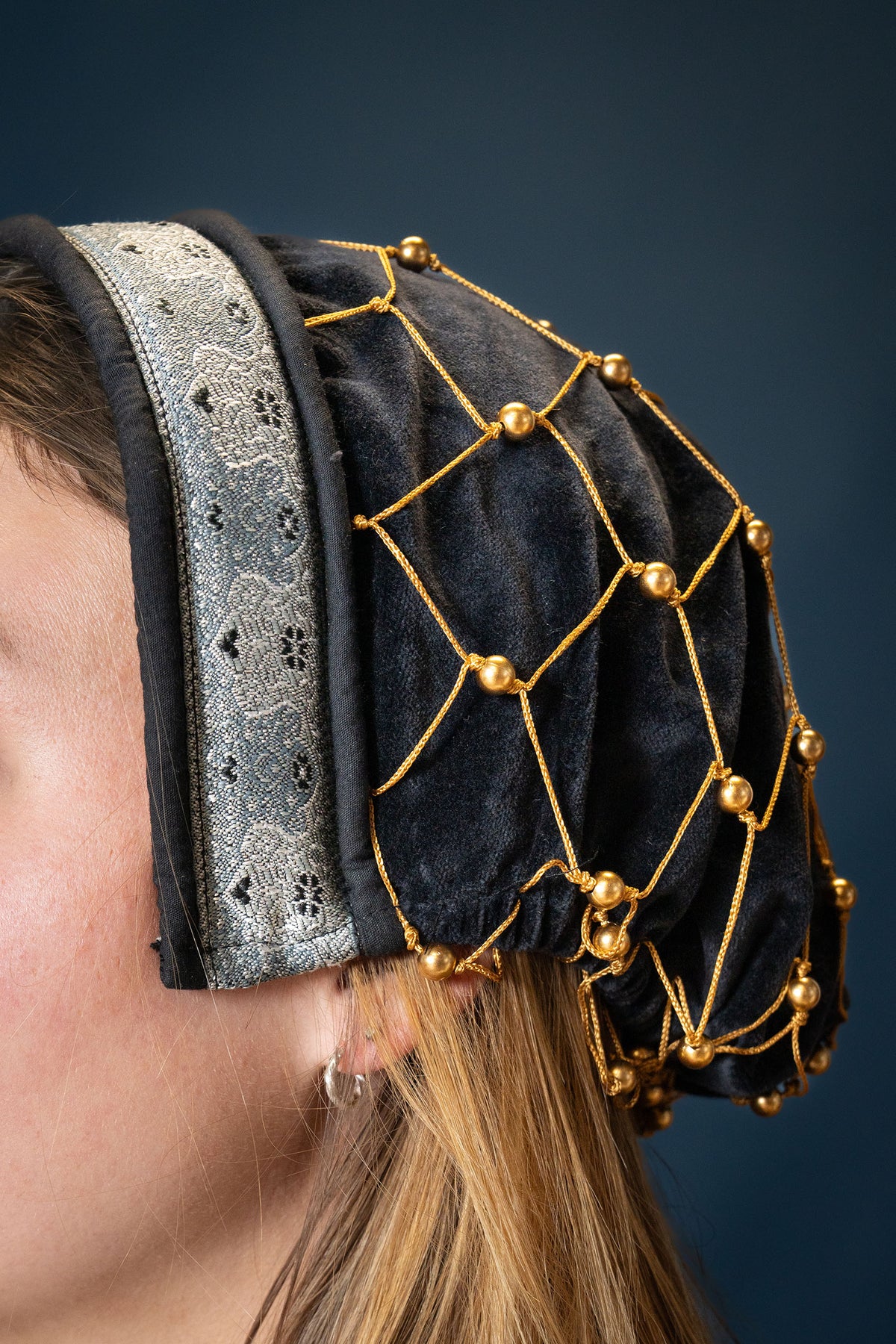 Siatka na włosy (caul) Cecilia, aksamit, czarna