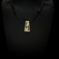 Kaulu rūnu kulons S, Sigil