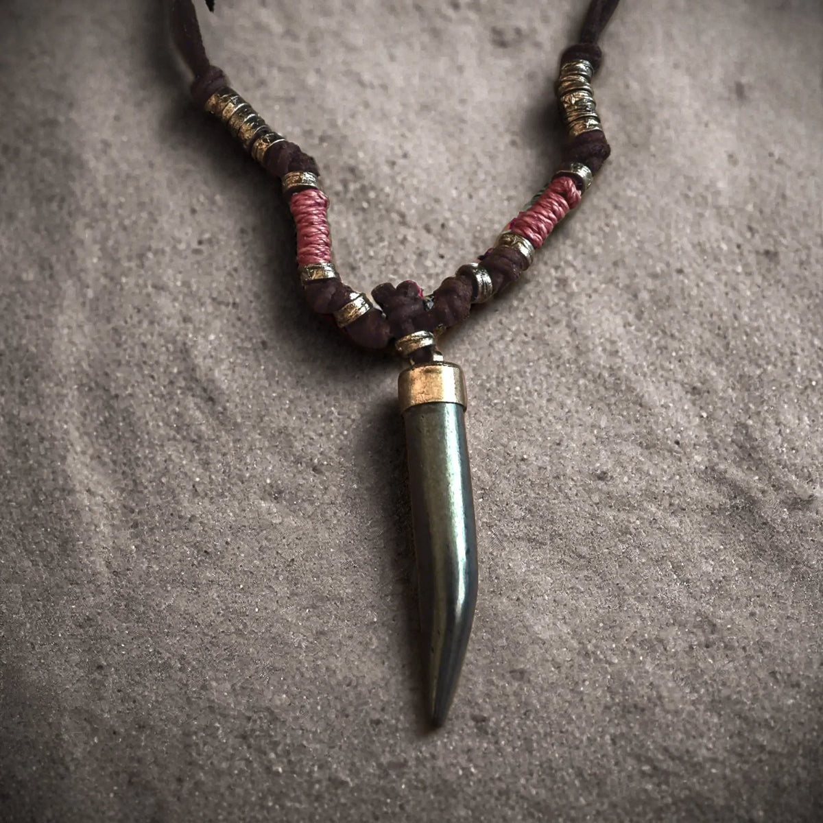 Wikinger-Amulett Sköllzahn, schwarz
