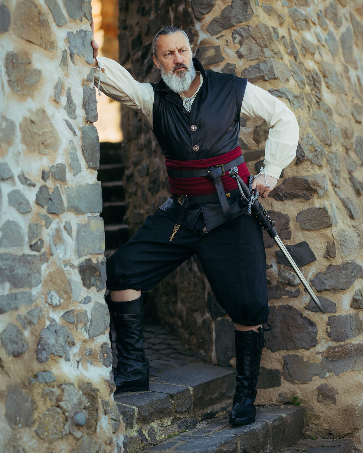 Leren vest Tilly, 16e - 17e eeuws, zwart