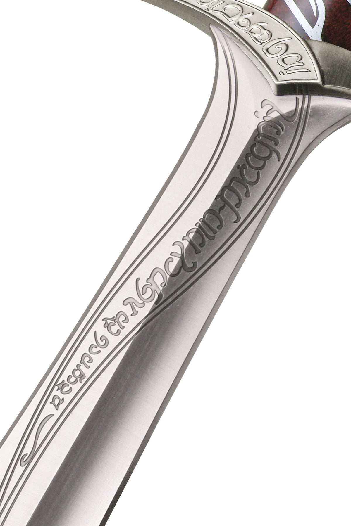 Dardo, espada de Bilbo Bolsón, semi-afilada