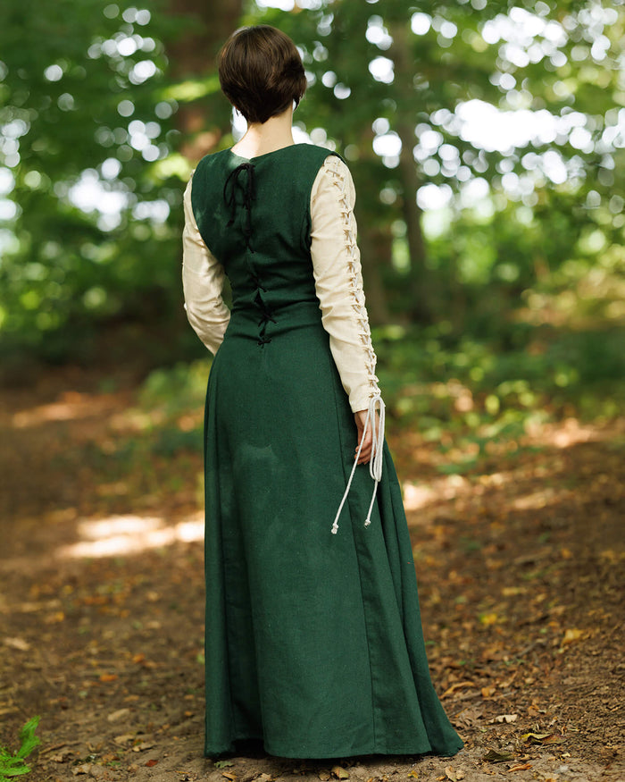 Średniowieczna surcot Uma, zielona