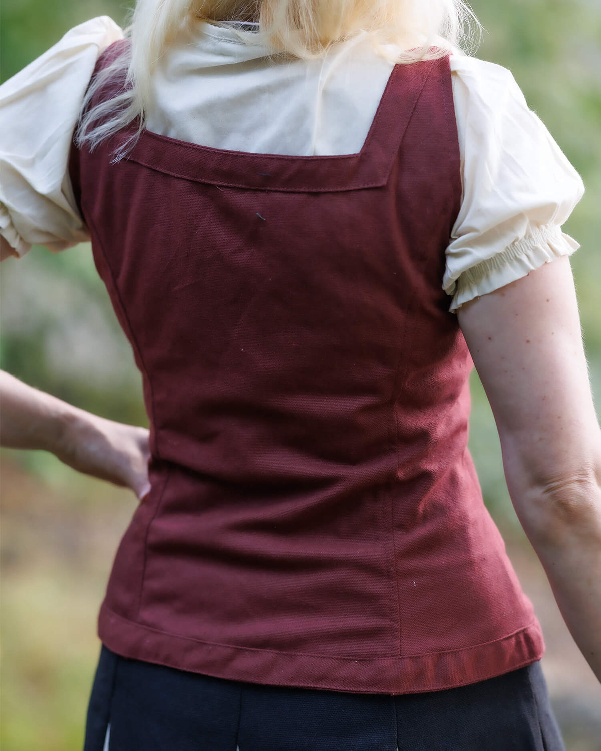 Mittelalterliches Mieder Ursula, Baumwolle, bordeauxrot