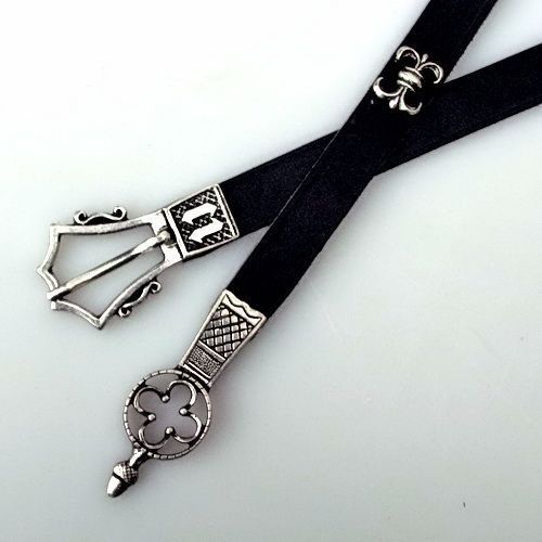 Gothic belt deluxe, black leather, brass buckle, 151 cm