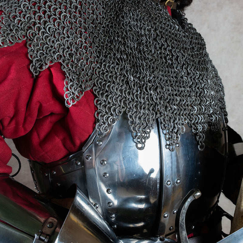 Bisschopsmantel maliënkraag platte ringen ronde klinknagels, 8 mm