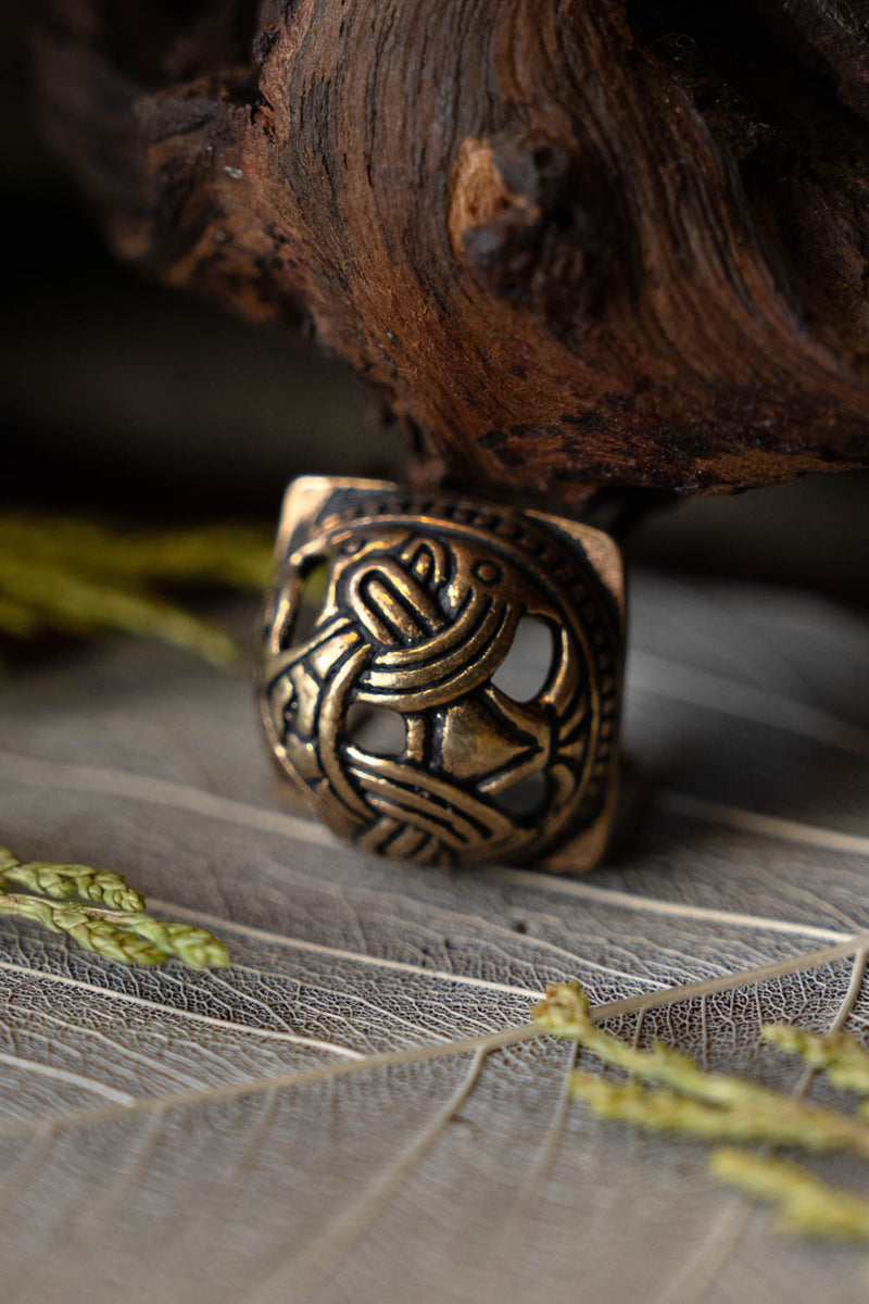 Birka Riemenbeschlag Grab 15