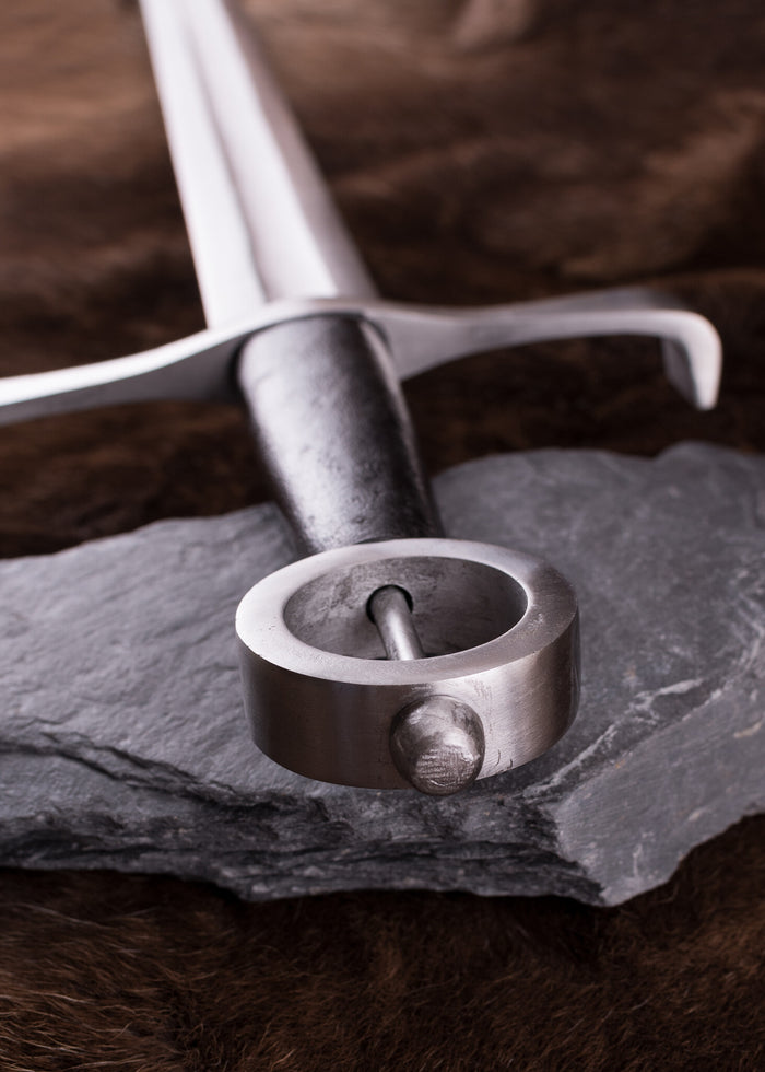 Irish sword with ring pommel, semi-sharp